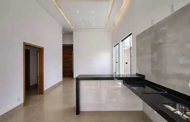 Imagem 6: Casa com piscina no Residencial Marilia em Senador Canedo