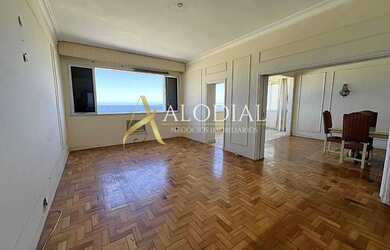 Imagem 4: Atlântica andar alto de frente. Apartamento com 4 dormitórios à venda, 244 m² por RS 4.200