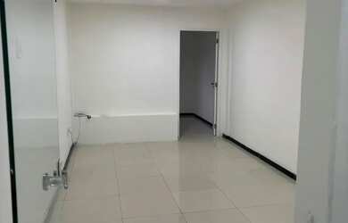 Imagem: O depósito possui 30m² de Área e está localizado em Barra