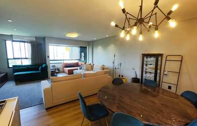 Imagem: O apartamento possui 3 Dormitórios, 4 Banheiros, 2 Vagas na