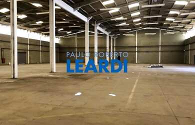 Imagem: O depósito possui 2632m² de Área e está localizado em Centro