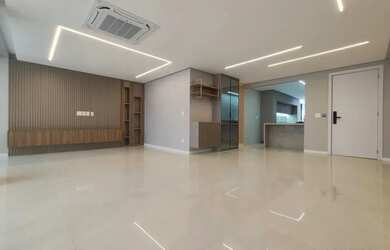 Imagem: O apartamento possui 3 Dormitórios, 5 Banheiros, 3 Vagas na