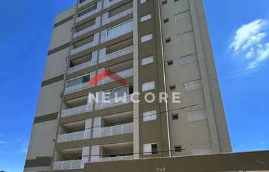 Imagem: O apartamento possui 3 Dormitórios, 2 Banheiros, 2 Vagas na