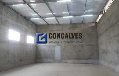 Imagem: O depósito possui 170m² de Área e está localizado em Vila