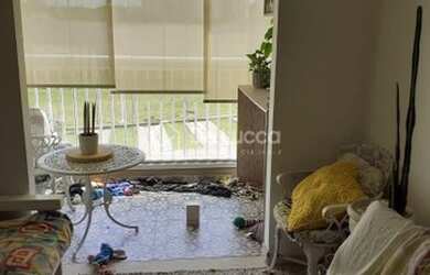 Imagem: O apartamento possui 3 Dormitórios, 1 Banheiro, 65m² de Área