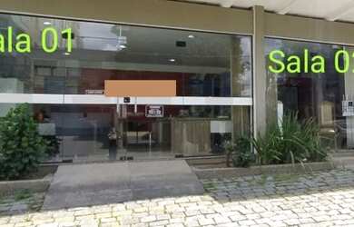 Imagem: O depósito possui 4 Vagas na garagem, 50m² de Área e está