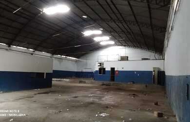 Imagem 6: Galpão comercial na Av. Pedro Freitas, 864 m², para lojas, depósitos e transportadoras!