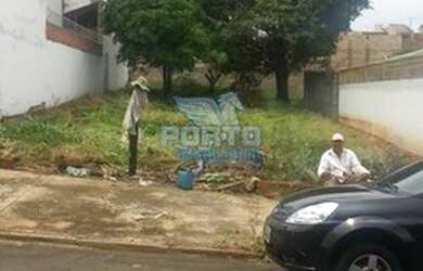 Imagem: O terreno possui 363m² de Área e está localizado em Jardim