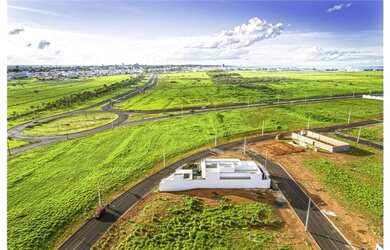 Imagem: O terreno possui 420m² de Área e está localizado em Grand