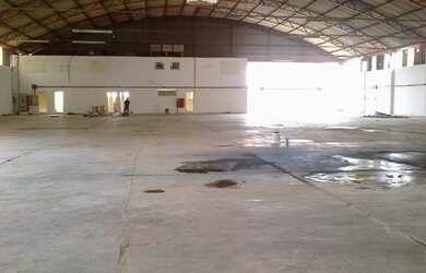 Imagem: O depósito possui 2.500m² de Área, Imóvel novo e está