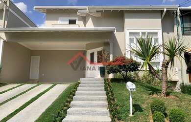 Imagem: A casa em condomínio possui 3 Dormitórios, 1 Banheiro, 2 Vagas