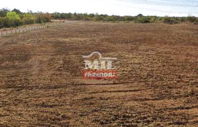 Imagem 12: Fazenda Produtiva Norte de Goiás. gt 390 Alq. 1.888 Há