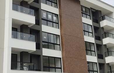 Imagem: O apartamento possui 2 Dormitórios, 1 Banheiro, 2 Vagas na