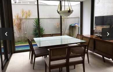 Imagem: A casa em condomínio possui 3 Dormitórios, 3 Banheiros, 2