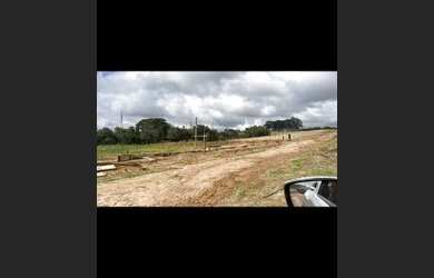 Imagem: O terreno possui 500m² de Área e está localizado em Parque