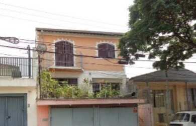 Imagem: A casa possui 5 Dormitórios, 5 Banheiros, 2 Vagas na garagem