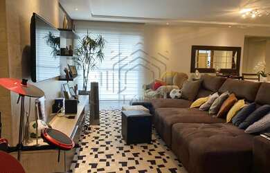 Imagem: O apartamento possui 3 Dormitórios, 4 Banheiros, 4 Vagas na