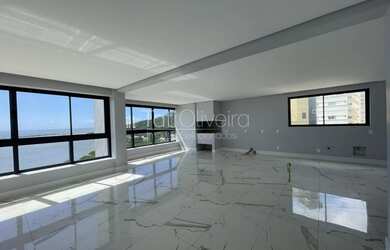 Imagem: O apartamento possui 4 Dormitórios, 5 Banheiros, 4 Vagas na