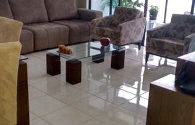 Imagem: O apartamento possui 3 Dormitórios, 2 Banheiros, 2 Vagas na