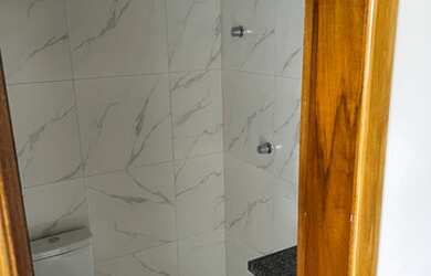 Imagem 6: Saia do Aluguel More ao lado da Estação do monotrilho