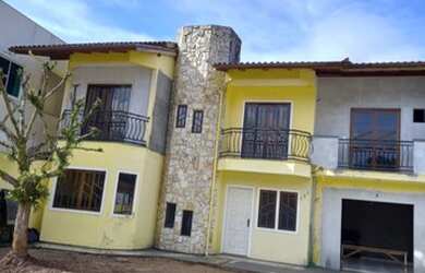 Imagem: O apartamento possui 1 Dormitório, 1 Banheiro e 1 Vaga na garagem