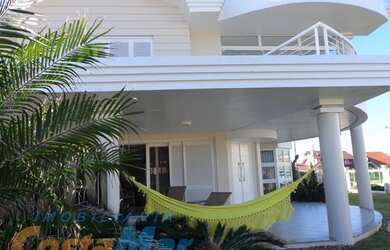 Imagem 2: Belíssima residencia de alto padrão poucas quadras do mar !