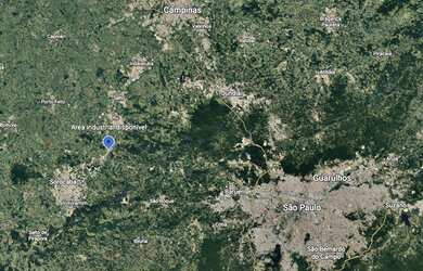 Imagem: O terreno possui 49.000m² de Área e está localizado em Vila