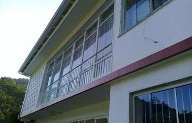 Imagem 7: Casa Quarteirão Ingelhein Ideal para investidores Alugada por R$ 6.000,00