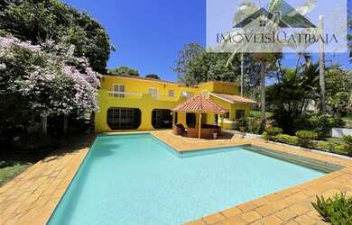 Imagem: A chácara possui 450m² de Área e está localizado em Atibaia