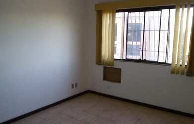 Imagem: O apartamento possui 2 Dormitórios, 2 Banheiros, 2 Vagas na