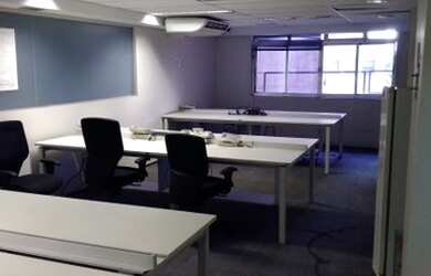 Imagem: O depósito possui 390m² de Área, Imóvel mobiliado e está