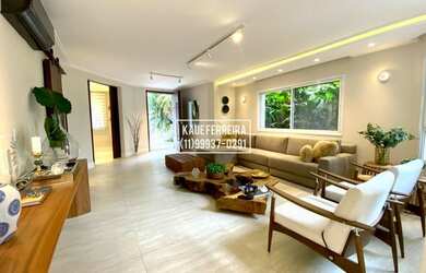 Imagem 2: Casa no Butantã nobre. Piscina, Varanda, 380m² de Áreae4 Vagas na garagem