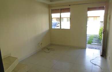 Imagem: A casa em condomínio possui 2 Dormitórios, 1 Banheiro, 1 Vaga