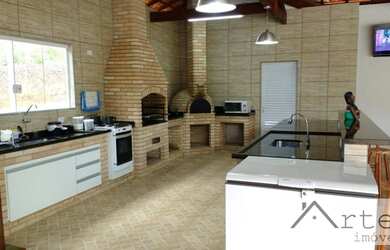 Imagem: A fazenda possui 500m² de Área e está localizado em Pau