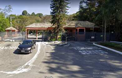 Imagem: O terreno possui 1.011m² de Área e está localizado em Altos