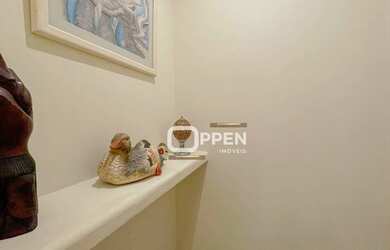 Imagem 10: Excelente mansão em condomínio de alto padrão com canal 100 navegável...