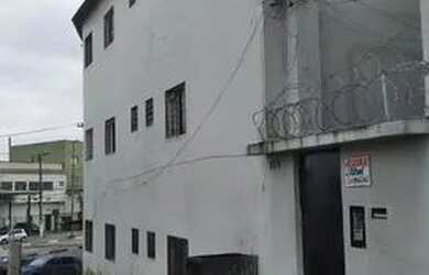 Imagem: A kitnet possui 1 Banheiro, 20m² de Área e está localizado