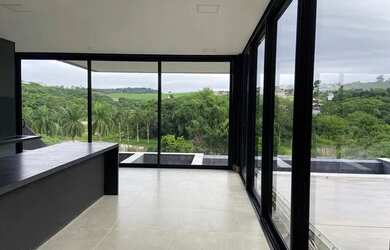 Imagem 1: Linda casa, em Condomínio Fechado de Alto padrão, em Lagos de Santa...