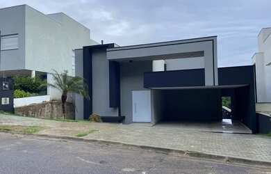 Imagem 9: Linda casa, em Condomínio Fechado de Alto padrão, em Lagos de Santa...