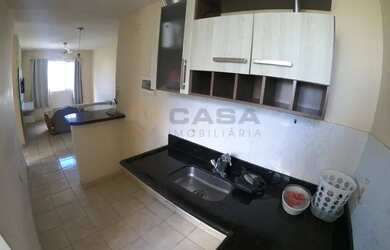 Imagem: O apartamento possui 2 Dormitórios, 1 Banheiro, 1 Vaga na garagem