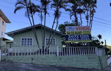 Imagem: O terreno possui 368m² de Área e está localizado em Floresta