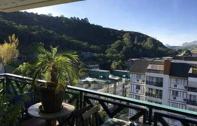 Imagem: O apartamento possui 2 Dormitórios, 2 Banheiros, 2 Vagas na