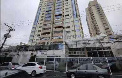 Imagem: O apartamento possui 3 Dormitórios, 1 Banheiro, 2 Vagas na