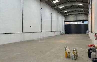 Imagem 1: Galpão NOVO 400m2 na Avenida Pres. Kennedy, ótima localização no bairro...