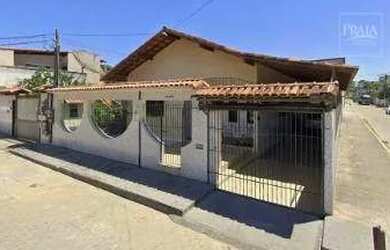 Imagem: A casa possui 3 Dormitórios, 4 Banheiros, 4 Vagas na garagem