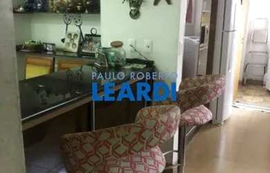 Imagem: O apartamento possui 2 Dormitórios, 2 Banheiros, 2 Vagas na