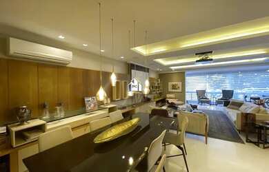 Imagem: O apartamento possui 3 Dormitórios, 4 Banheiros, 2 Vagas na