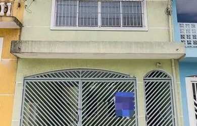 Imagem: A casa possui 5 Dormitórios, 4 Banheiros, 1 Vaga na garagem