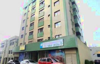 Imagem: O apartamento possui 3 Dormitórios, 1 Banheiro, 1 Vaga na garagem