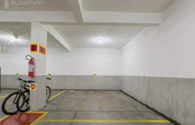 Imagem 14: Apartamento no bairro Boa Vista em Blumenau. A arquitetura é contemporânea e a localização